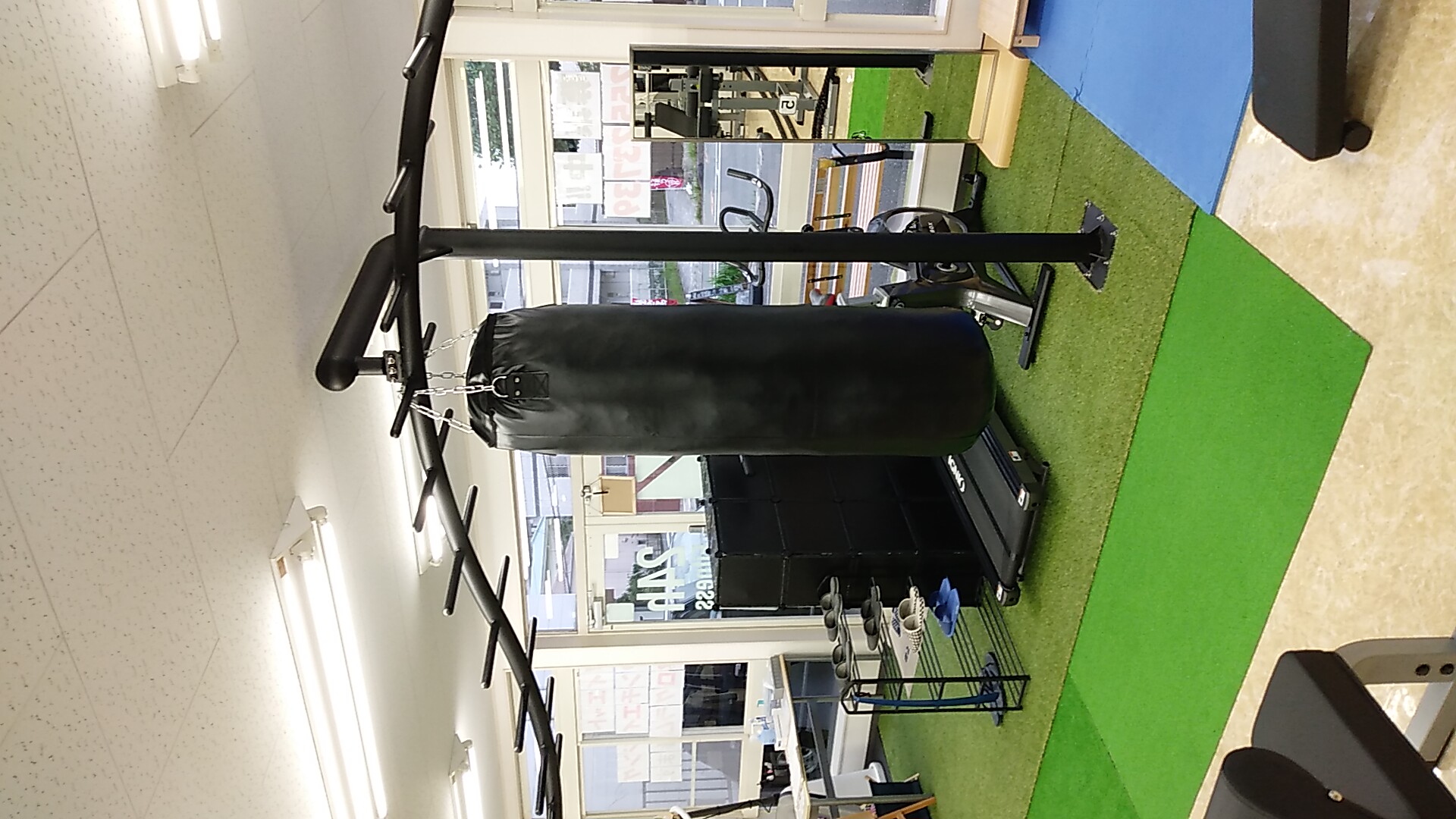 サンドバッグでストレス解消❗ | 浜松市中央区のピラティス